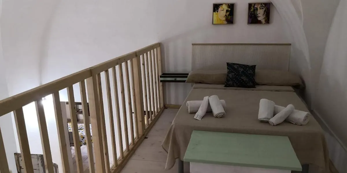 Villa Messapica, Casa Veranda Lecce